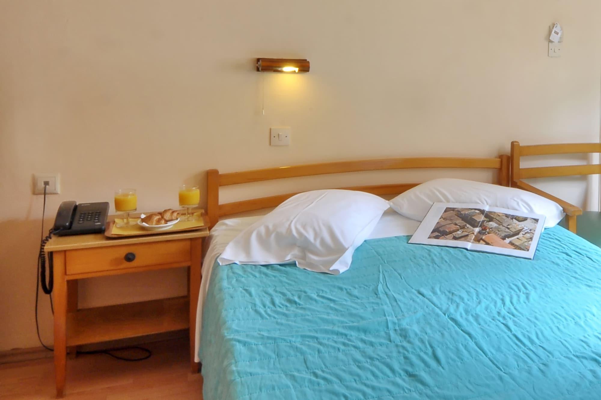 Atlantis 2* Corfu (city)